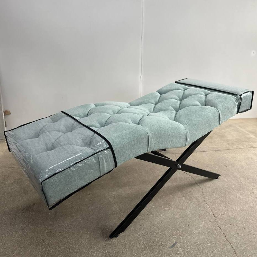 Защитный чехол на подголовник для анатомической кушетки Mark