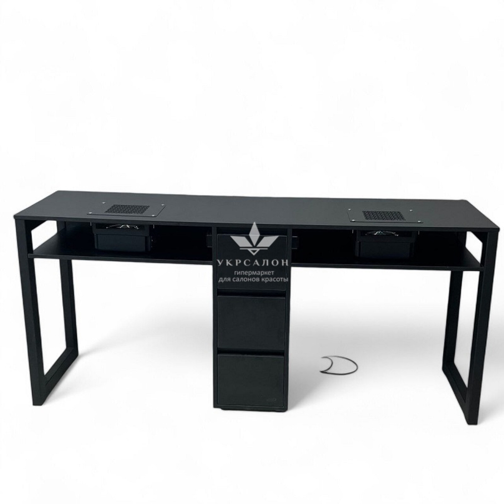 Маникюрный стол Arina