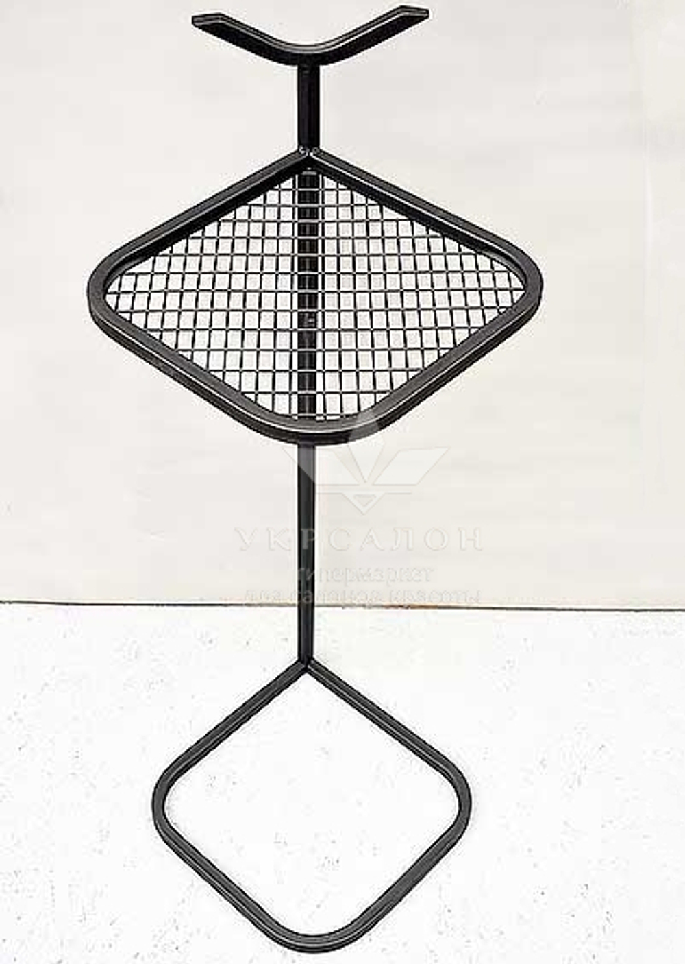 Столик для клієнтів 122