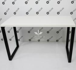 Манікюрний стіл Alison