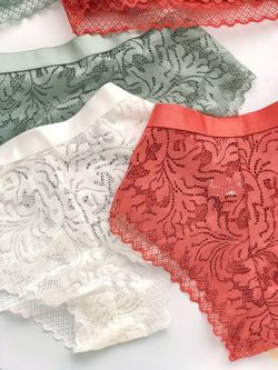 Кружевной комплект