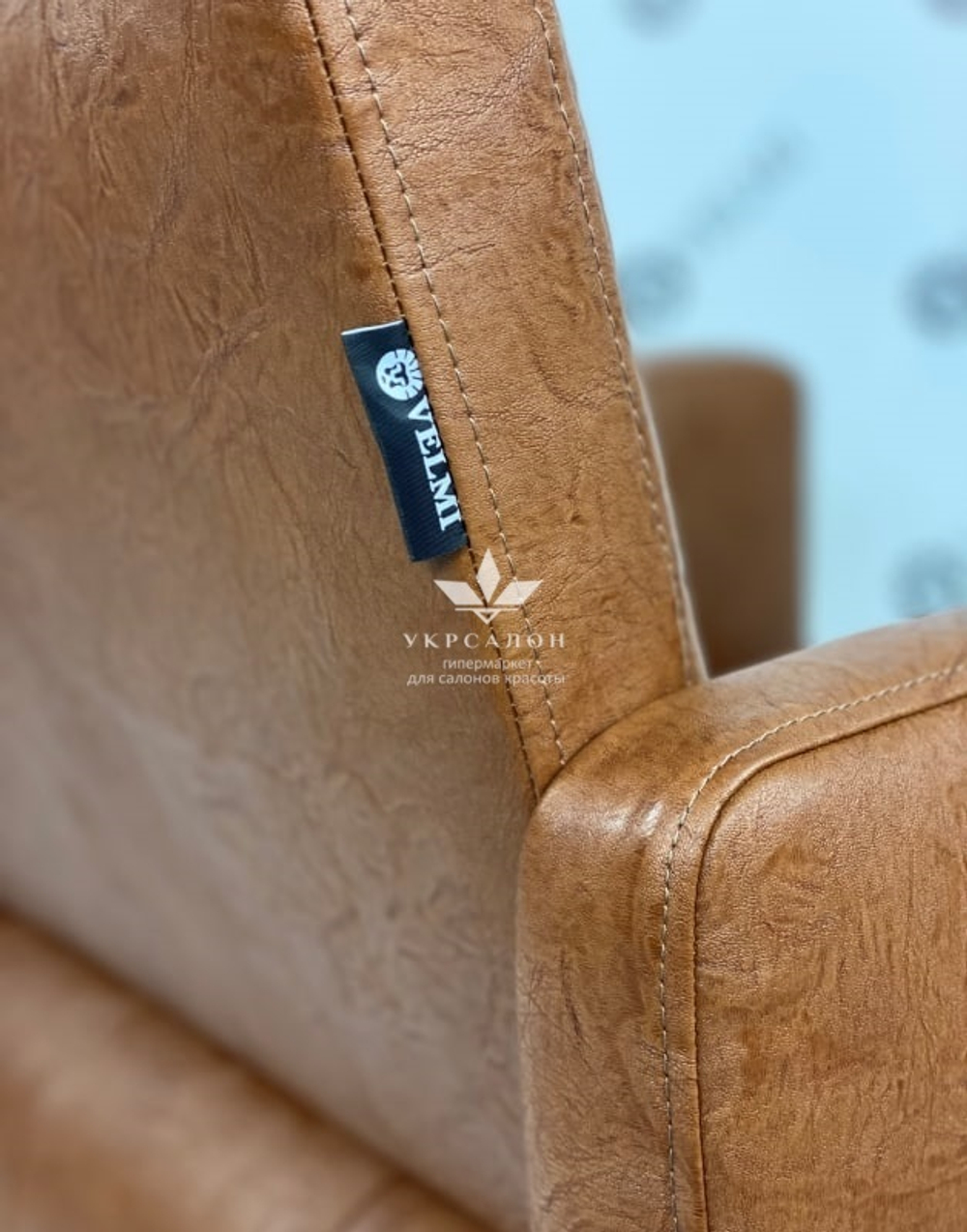 Перукарське крісло Primo Gold