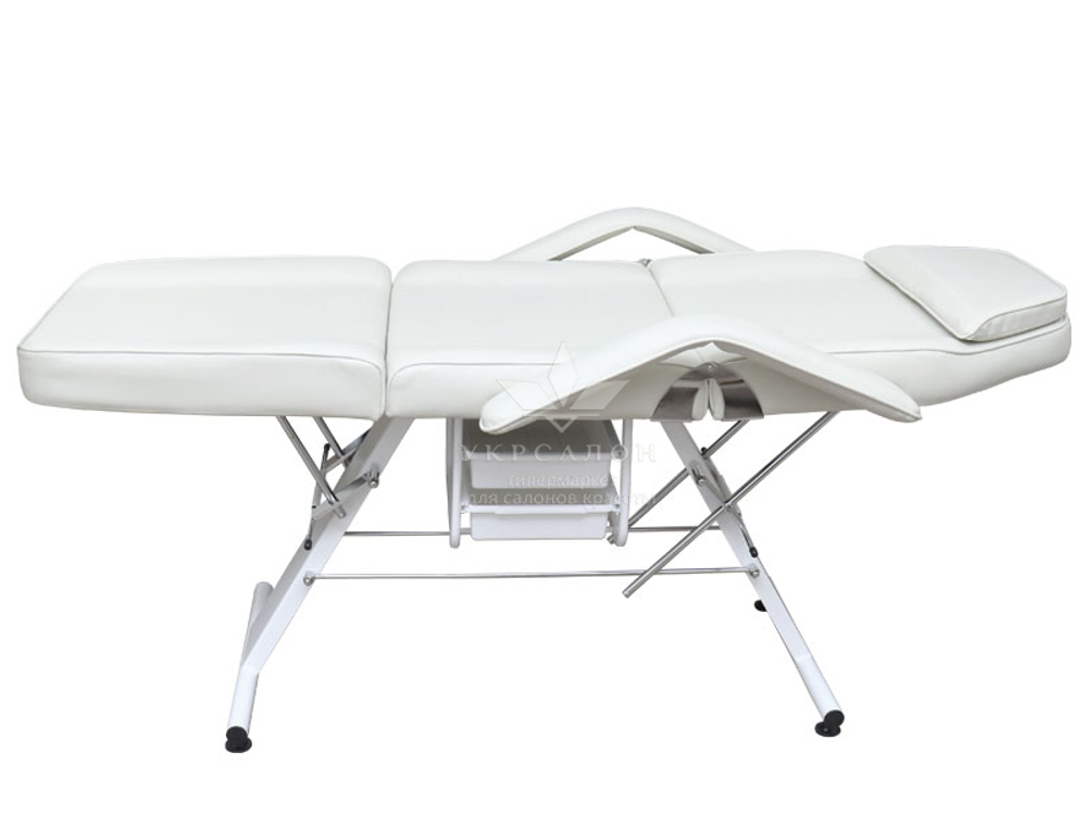 Кушетка косметологическая 202