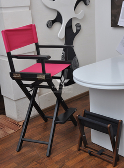 Складаний стілець для візажу Apolo 6 black