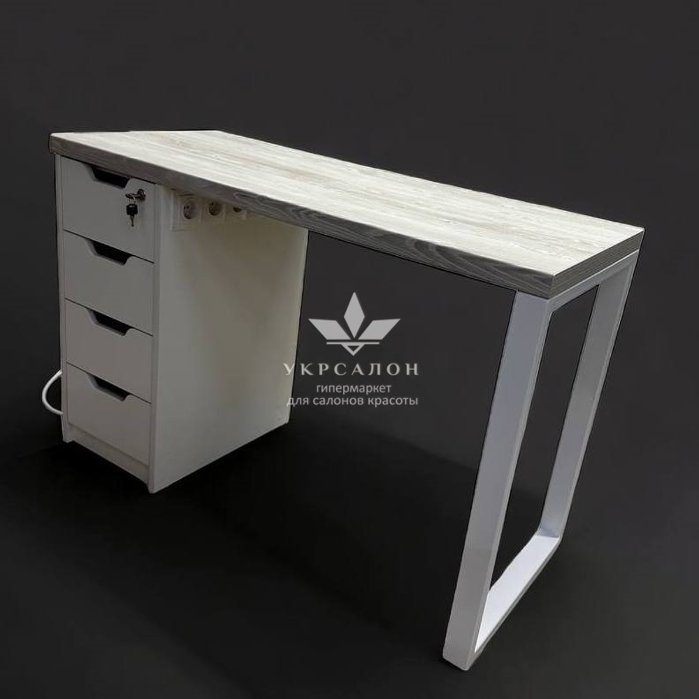 Маникюрный стол Mark SM-100 с металлической ножкой