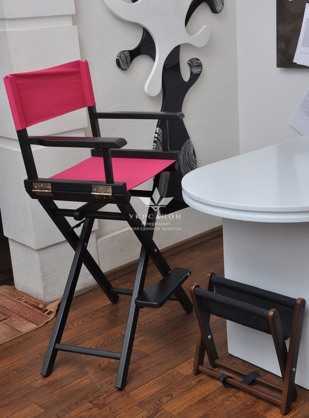 Складаний стілець для візажу Apolo 6 black