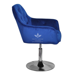 Стульчик для клиента Chery