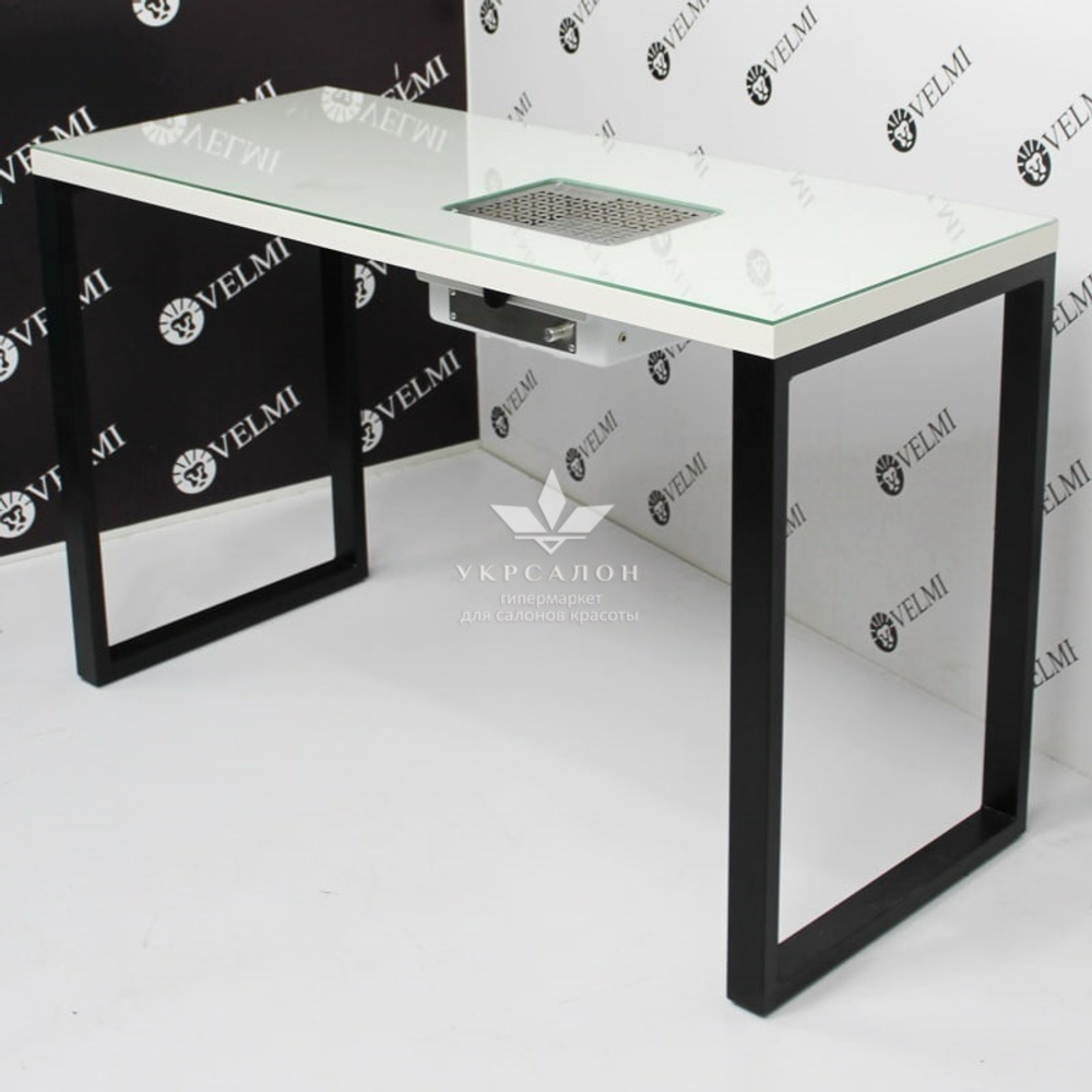 Манікюрний стіл Alison