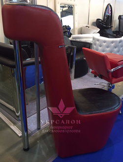 крісло Louboutin