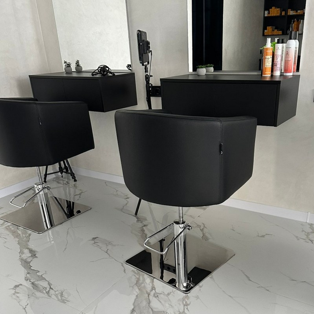 Перукарське крісло Bonita