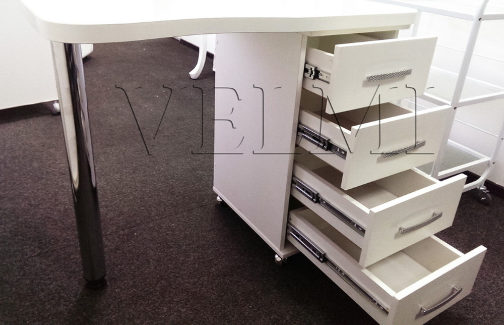 Маникюрный стол Vena