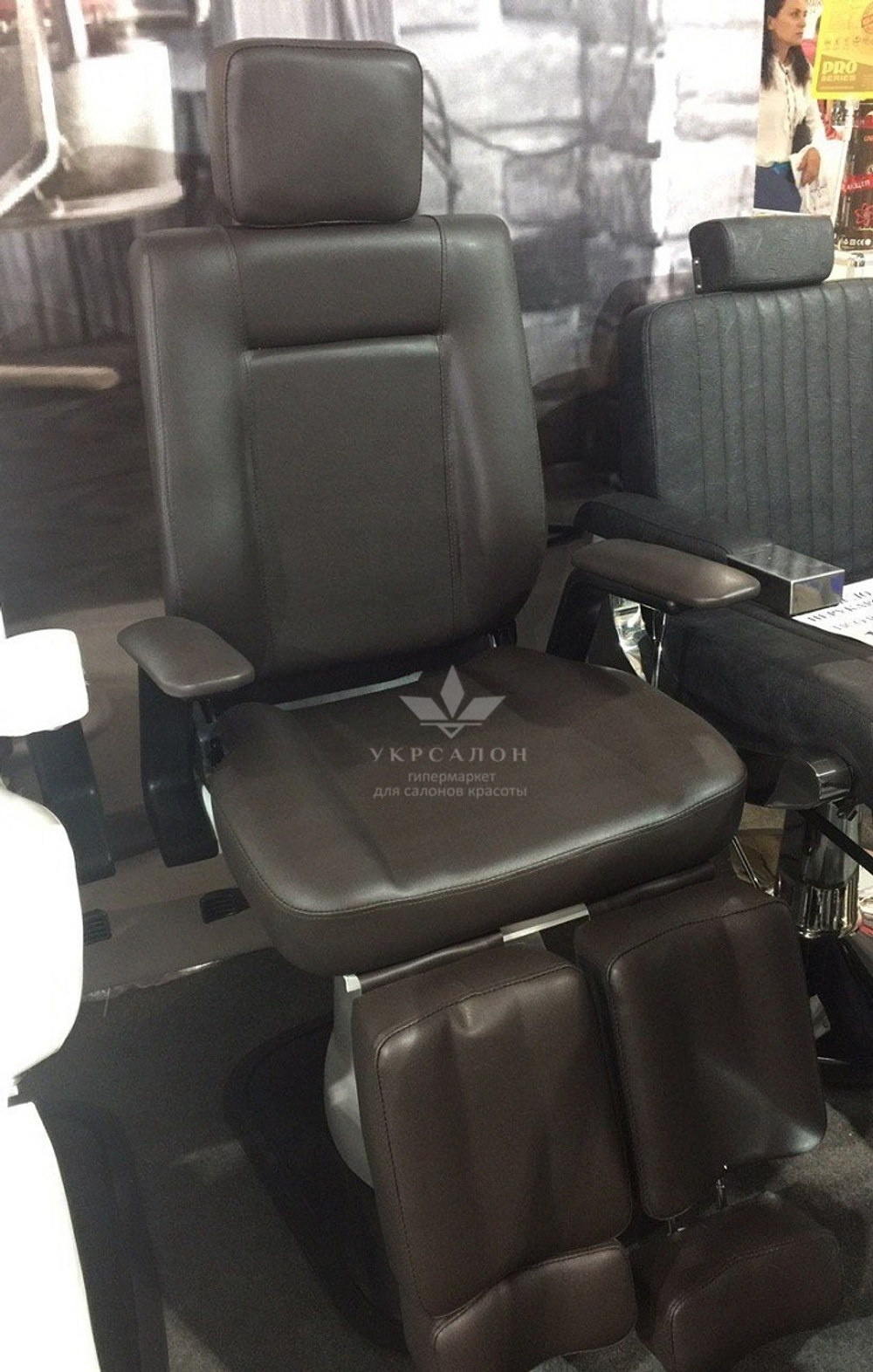 Педикюрное кресло 88101