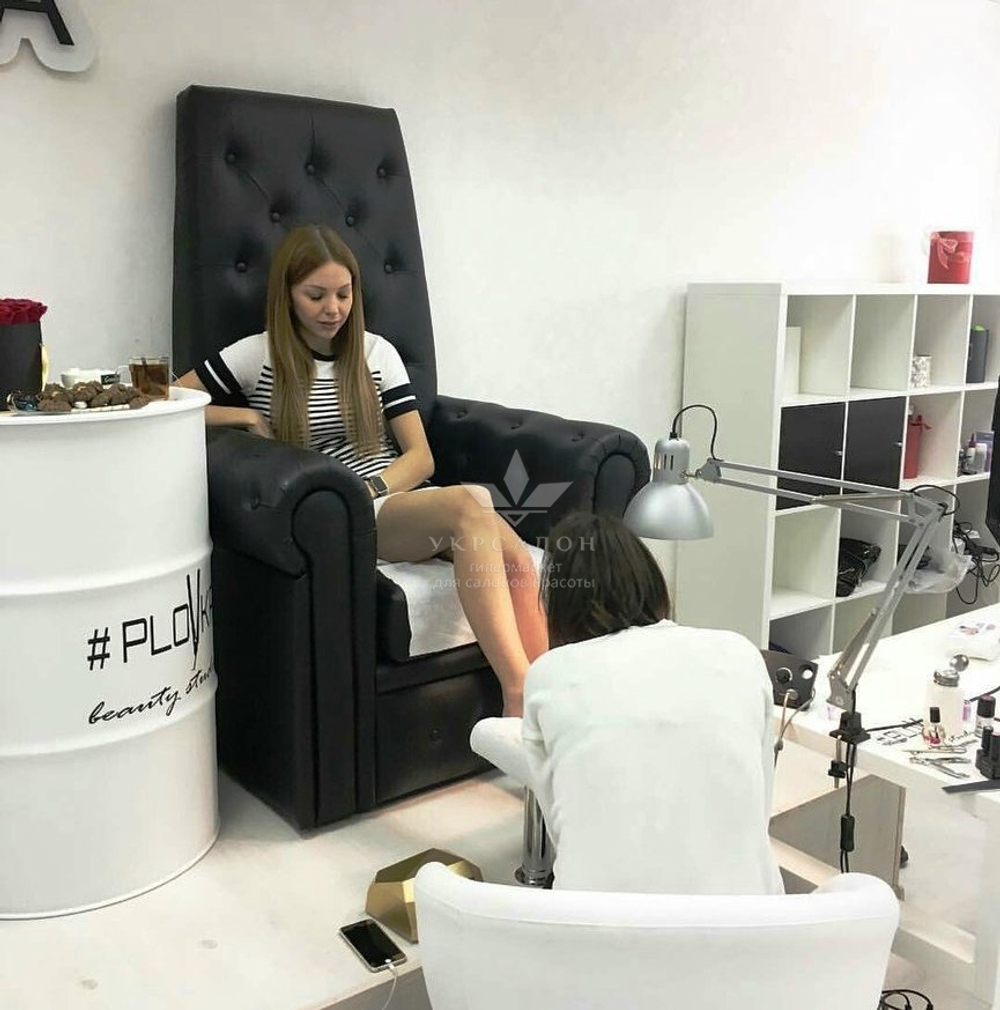 Педикюрное крісло трон queen