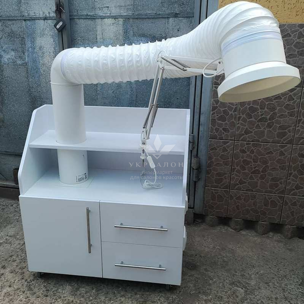 Профессиональная вытяжка для педикюра Universal
