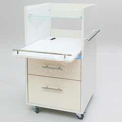 Косметологическая тележка Latonna