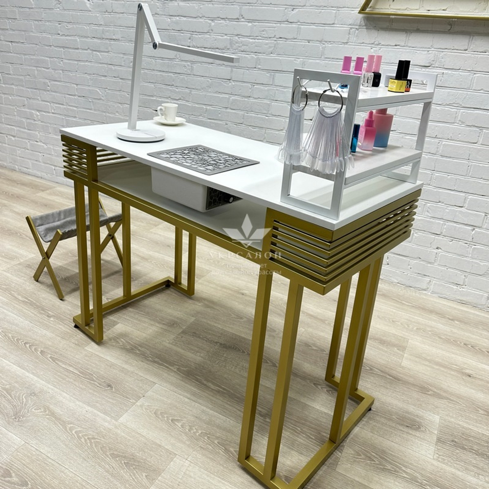 Комплект мебели для маникюра CM Premium-09а