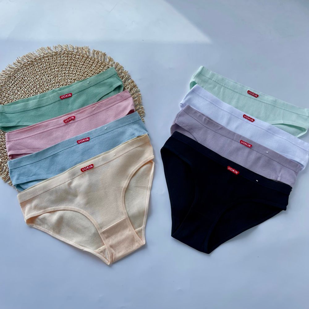 Сліпи з нашивкою по центру