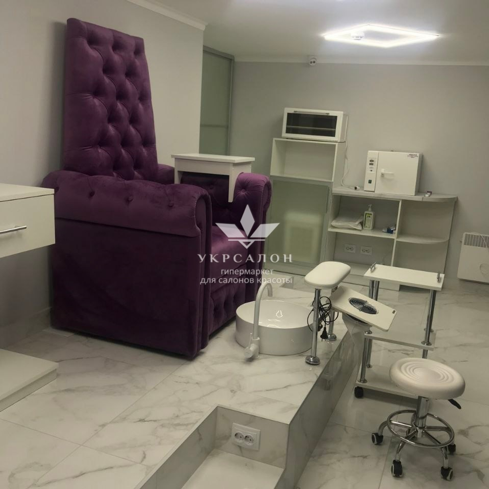 Педикюрное кресло Трон Queen velours