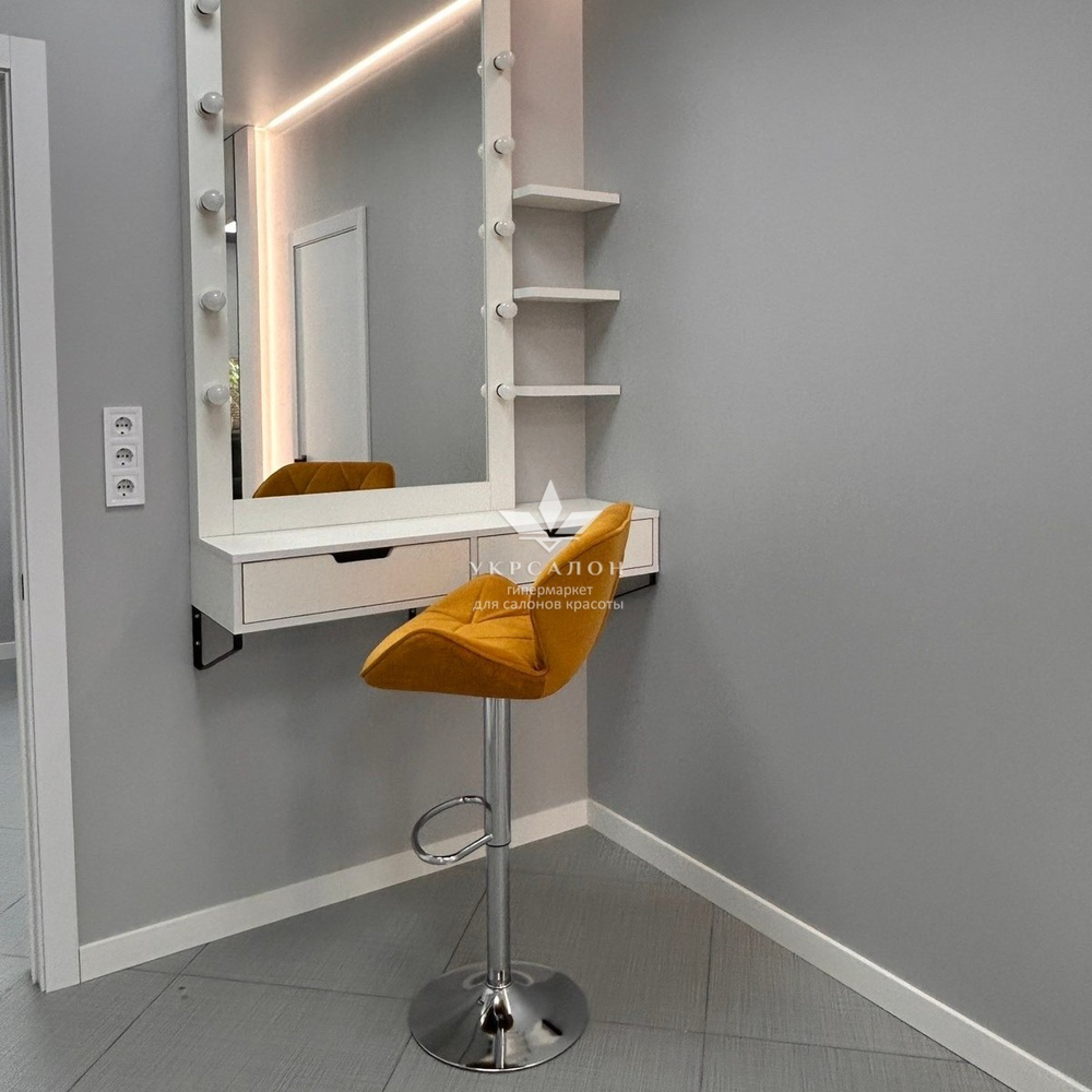 Стільчик для візажу Paris Velor