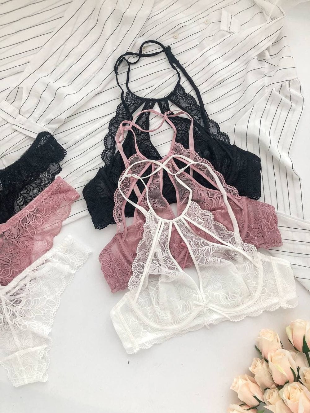 Ажурный комплек