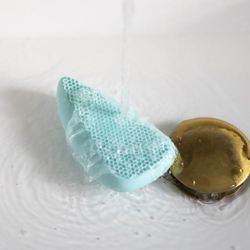 Щітка для особи з сотами blossom honeycomb body