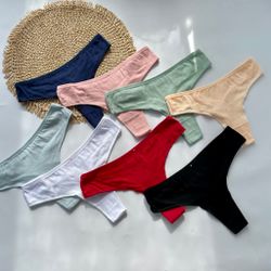 Базові однотоні стрінги