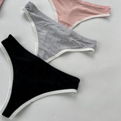 Комплект з топом в рубчик