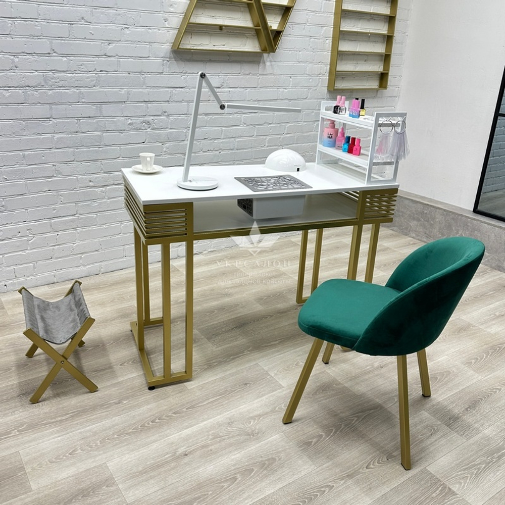 Комплект мебели для маникюра CM Premium-09а