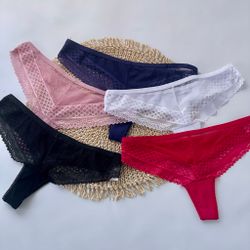 Стрінги з вставкою сіточки