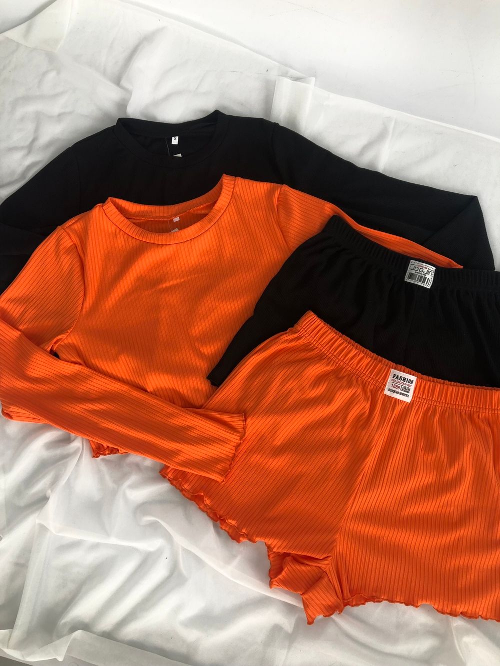 Піжама в рубчик