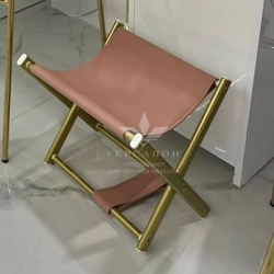 Подставка для сумки на золотых ножках