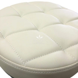 Стул мастера для педикюра Nicki