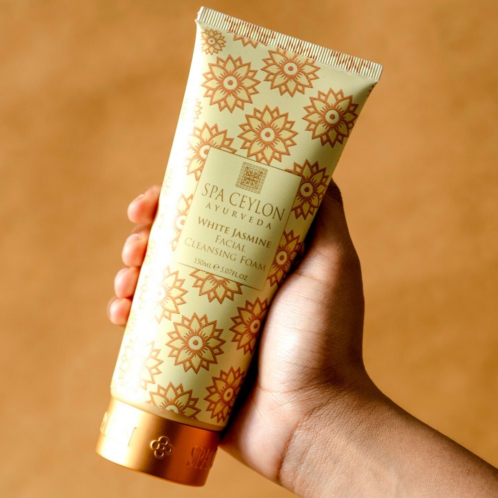 Пінка для очищення сухої шкіри Білий жасмин 150 мл, SPA Ceylon