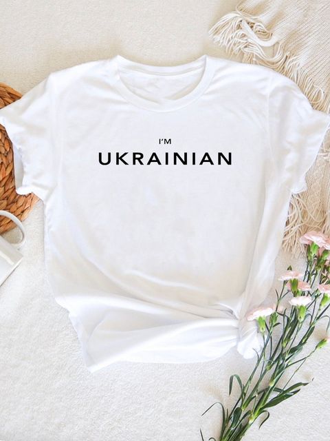 Футболка жіноча біла I am Ukrainian Love&Live