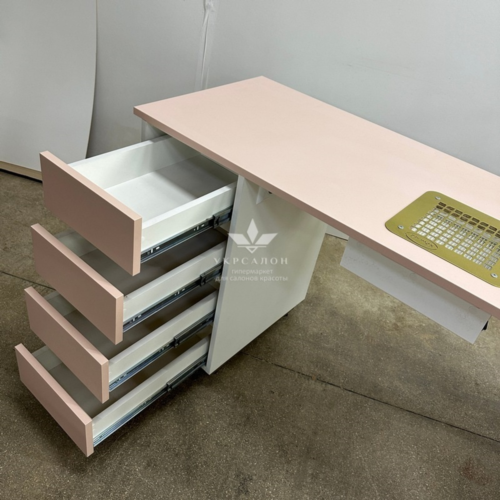 Маникюрный стол Mark SM-100+ с металлической ножкой