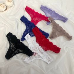 Ажурні стрінги