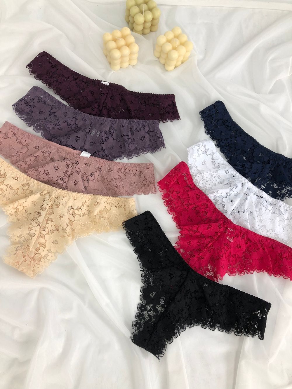 Мереживні стрінги