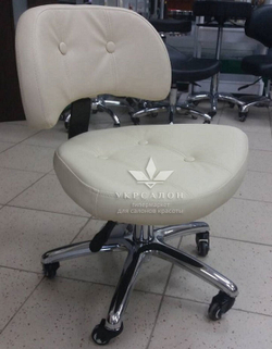 Стульчик мастера педикюра Comfort