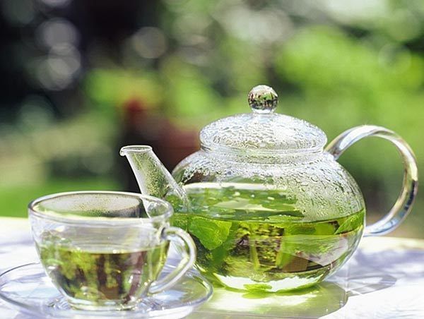 Зеленый чай - источник молодости и здоровья.