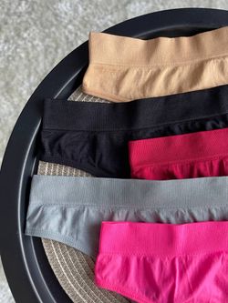 Базові стрінги із широкою резинкою