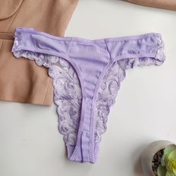 Кружевные стринги