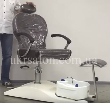 Крісло педикюрне 105А з гідромасажною ванною