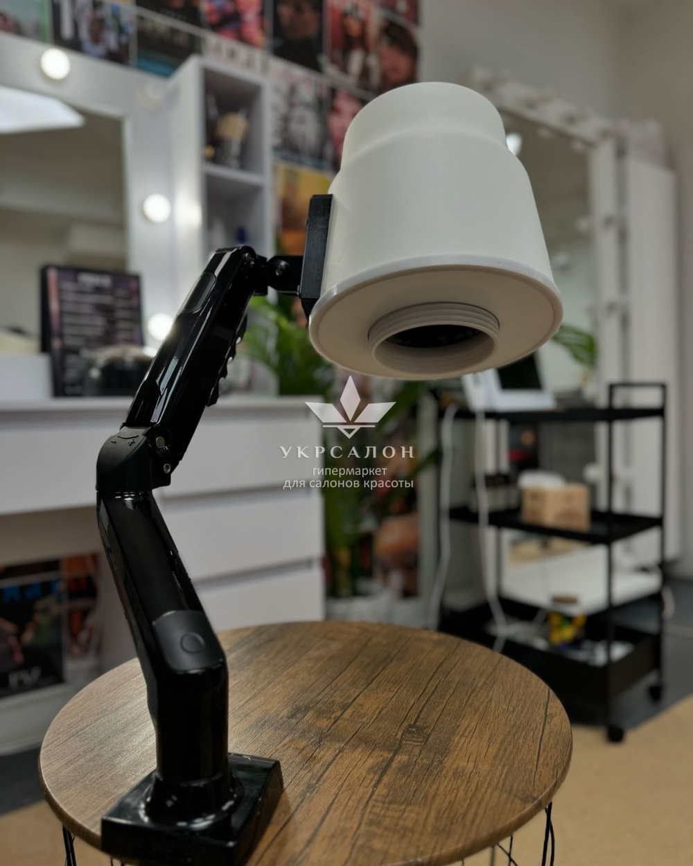 Витяжка для манікюру та педикюру Keratex Nails Pro з фільтром