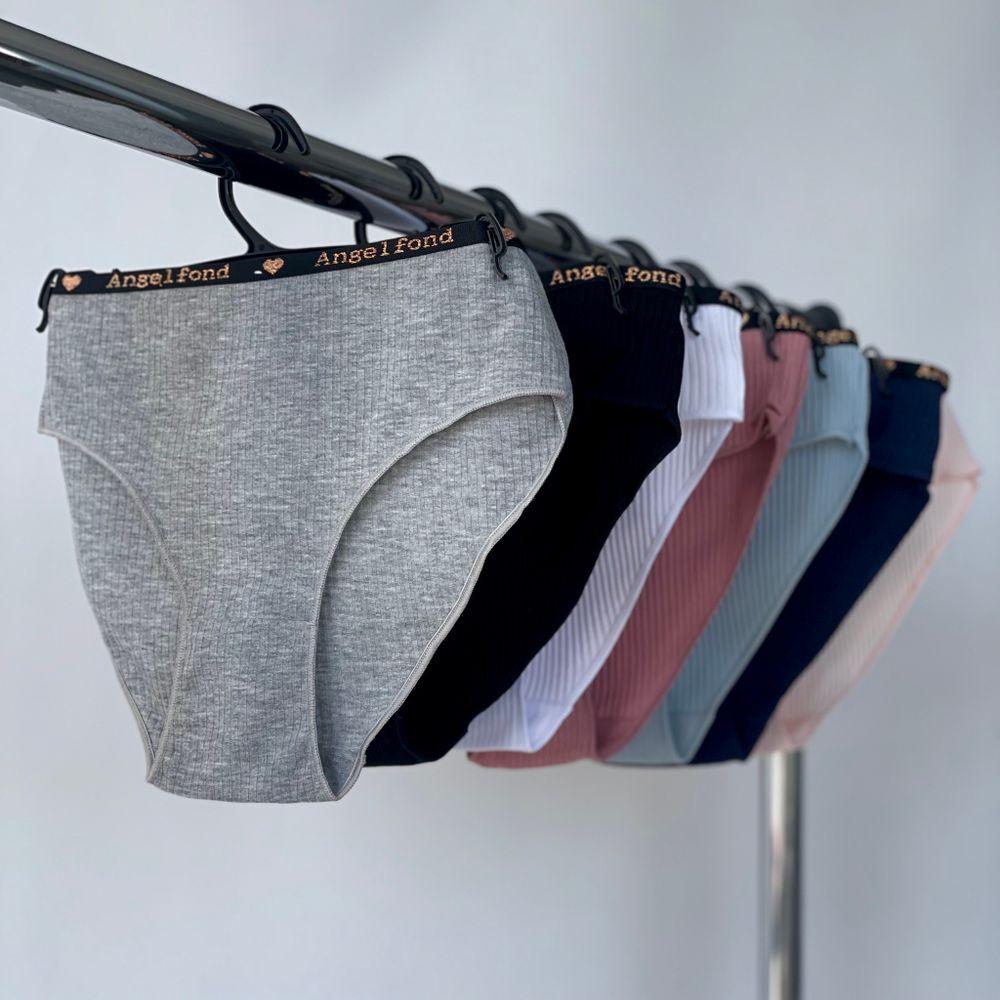 Сліпи в рубчик з близкучим написом на резинці