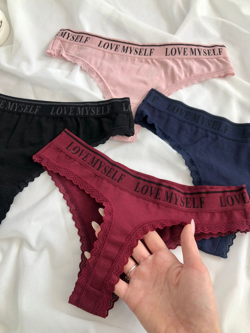 Зручні стрінги