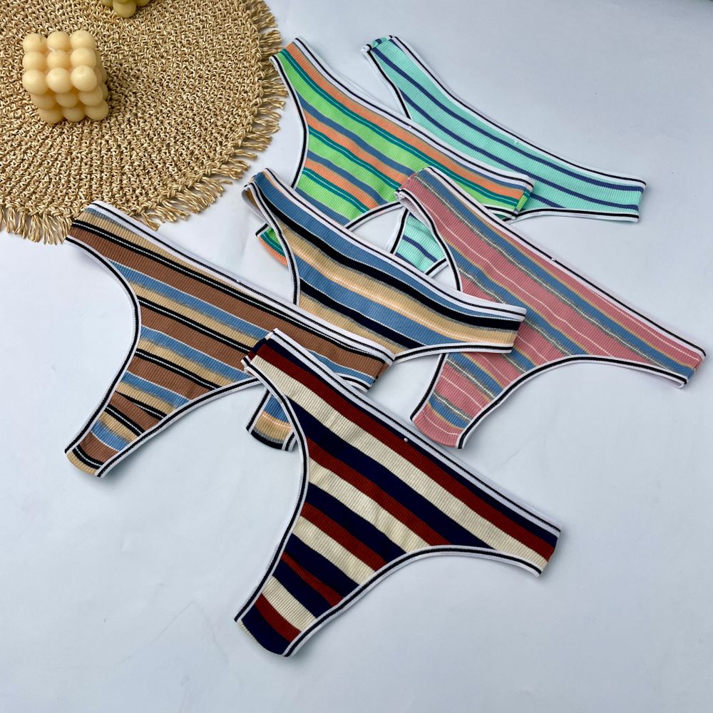 Стрінги в смужку