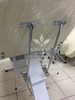 Кушетка косметологическая 202
