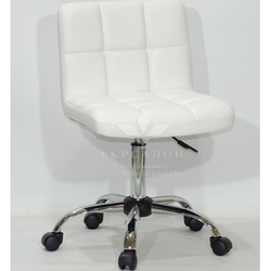 Стільчик майстра Lion