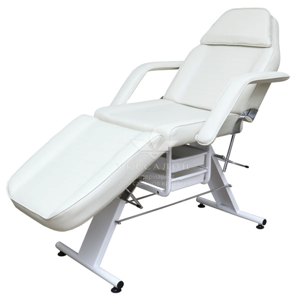 Кушетка косметологическая 202