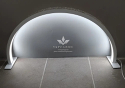 Настільна безтіньова лампа Half MOON 28, 50 Вт, біла